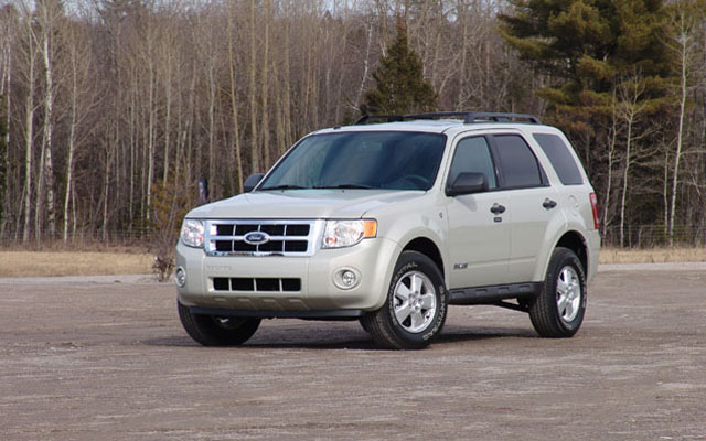 00120_2008_Ford_Escape.jpg