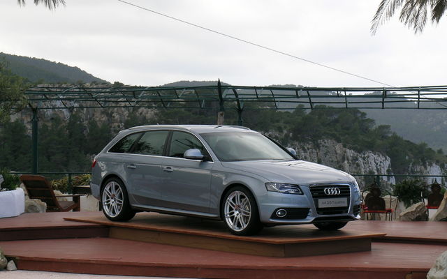 Audi A4 Avant 2010. Audi A4 Avant 2009