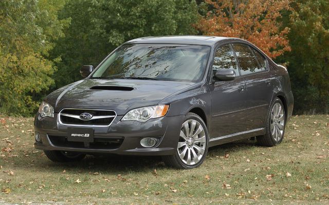 2011 Subaru Legacy Sti. Subaru Legacy 2,5GT SpecB