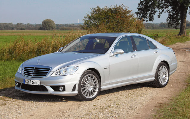 01442_2008_Mercedes-Benz_Classe_S.jpg