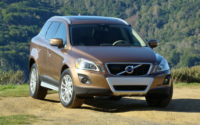 2010 Volvo XC60 Review and Images