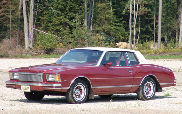 Chevrolet Monte Carlo 1978. Par rapport au mod&egrave;le 1977, la Monte Carlo a perdu pr&egrave;s de 13 pouces.