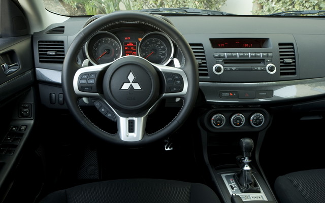 Mitsubishi Lancer Ralliart 2011. Mitsubishi Lancer Ralliart