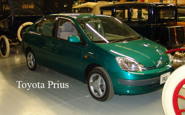 Toyota Prius. Mus&eacute;e Sciences et Technologie Ottawa.