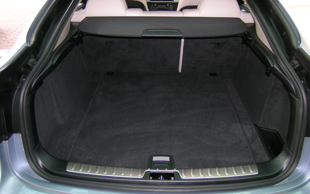 2010 BMW X6 ActiveHybrid: Electric performance!