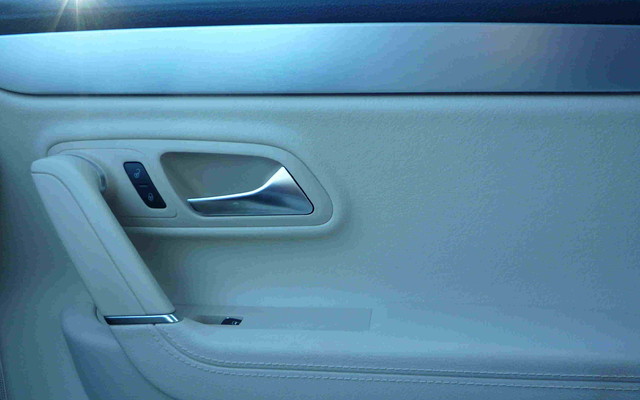 Volkswagen Passat 2009. Volkswagen Passat CC