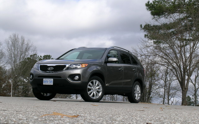 Kia Sorento 2011 Pics. Kia Sorento 2011 Pictures