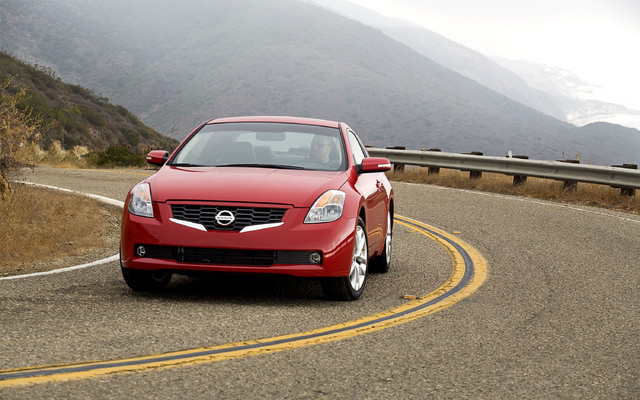 2010 Nissan Altima Coupe Interior. 2010 Nissan Altima Coupe: An