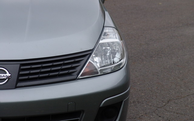 Nissan Versa 2009. Nissan Versa 1,6 2009