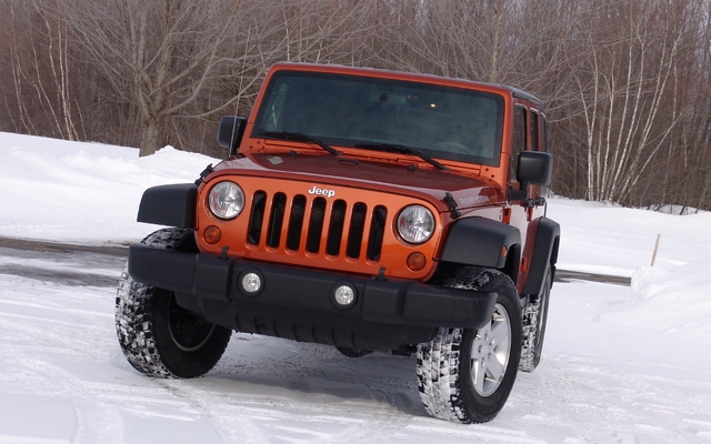 2011 Jeep Wrangler Unlimited Rubicon. 2011 Jeep Wrangler: Chicks dig