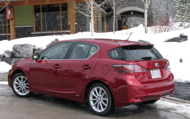 2011 Lexus CT200h: A Prius in disguise…