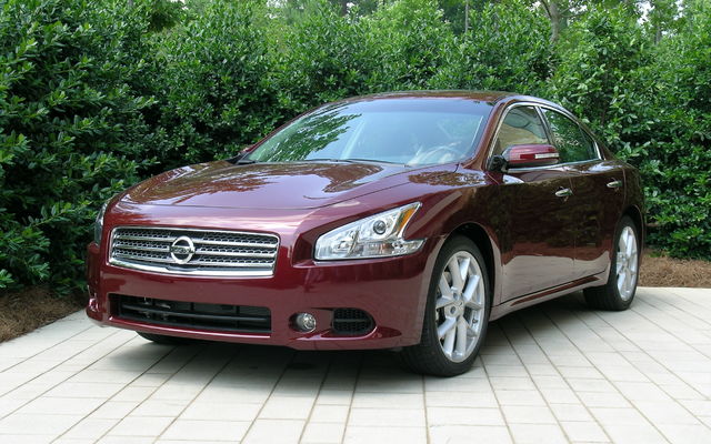 2009 Nissan maxima prices paid