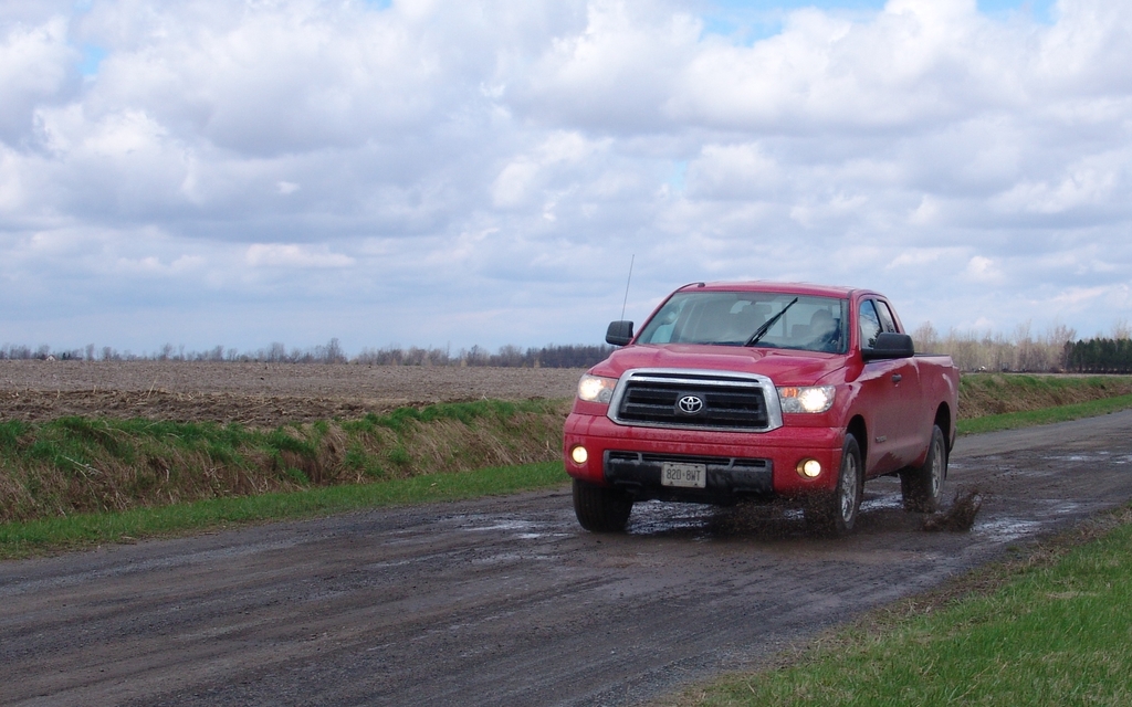 Toyota Tundra 2011