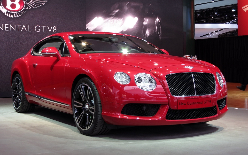 La toute nouvelle Bentley Continental GT V8 d&eacute;voil&eacute;e au Salon de D&eacute;troit 2012