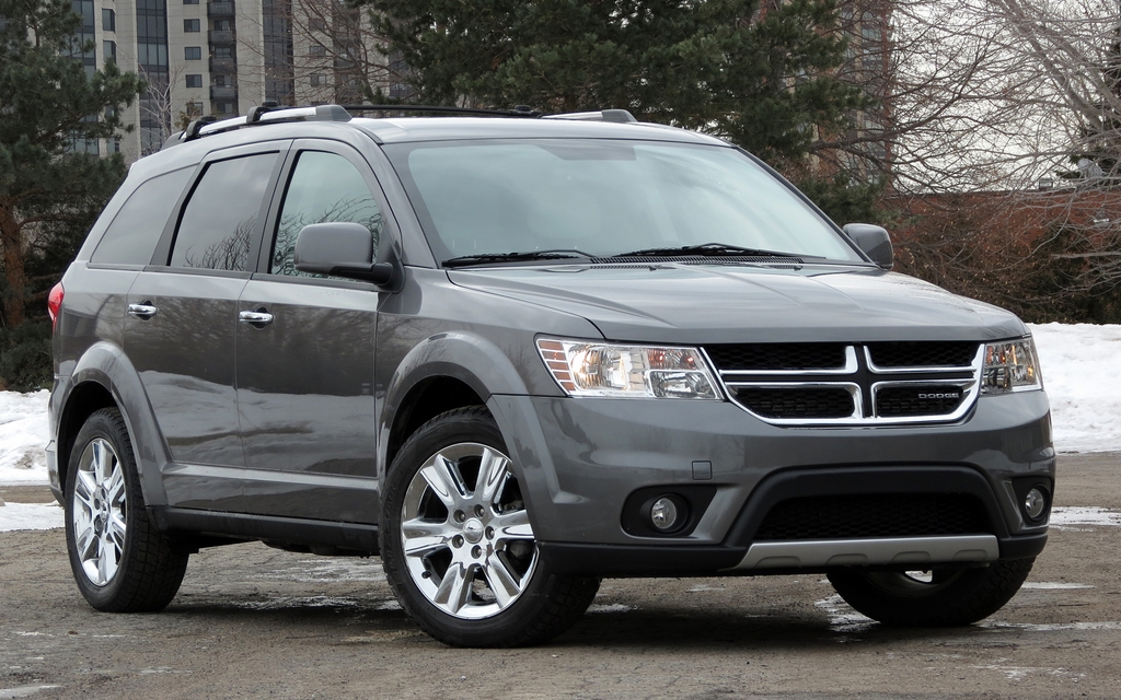 Dodge Journey R/T 2012, pratique, sympathique et oubliable ...