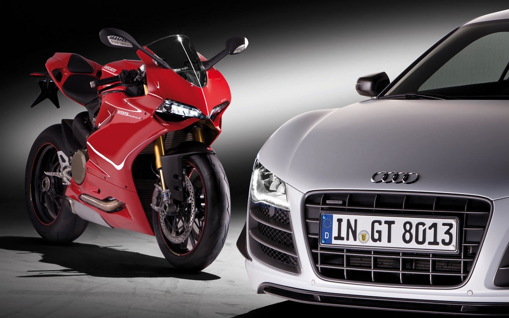 R8 Motorcycle