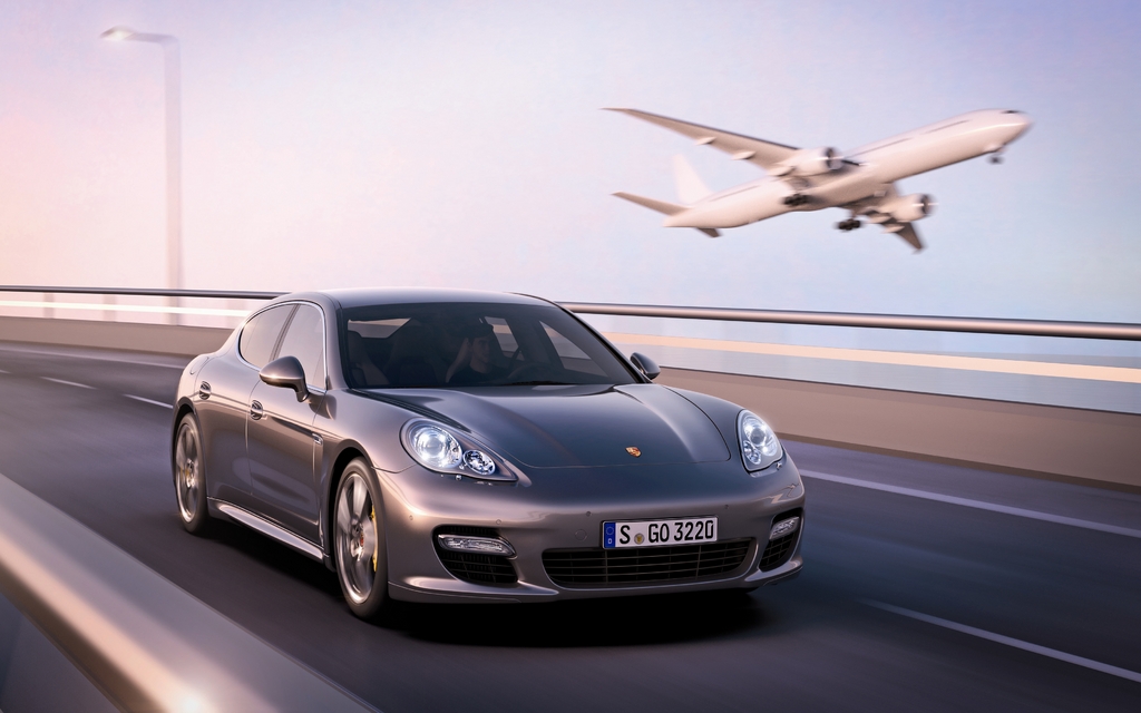 2012 Porsche Panamera Turbo S