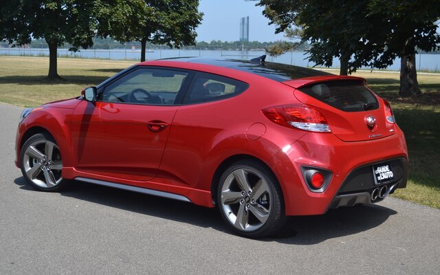 Went looking at cars today - Page 2 104758_2013_Hyundai_Veloster