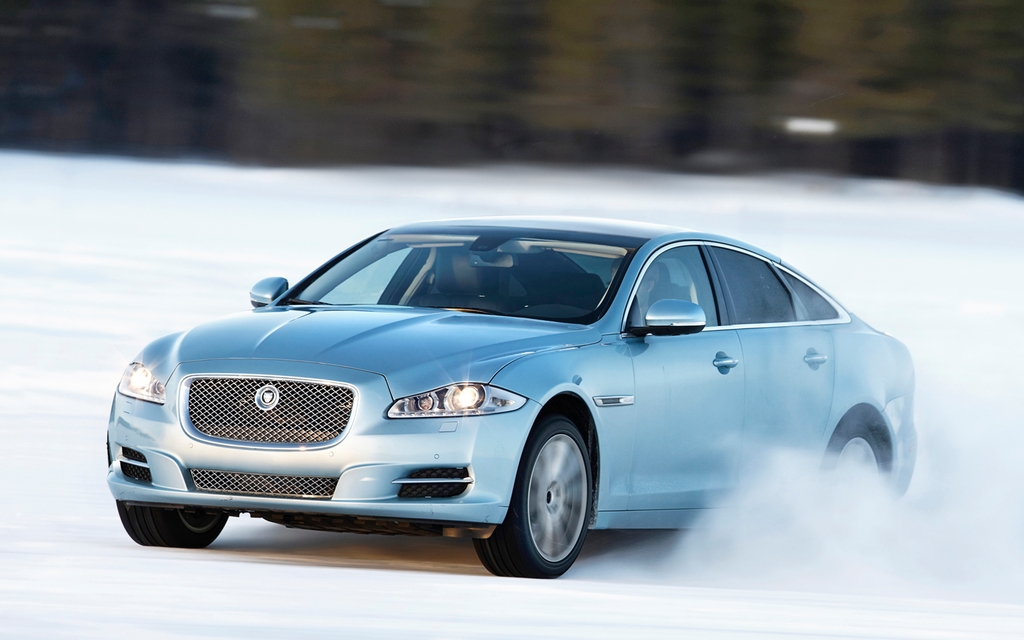 The 2013 Jaguar XF will offer optional all-wheel drive.
