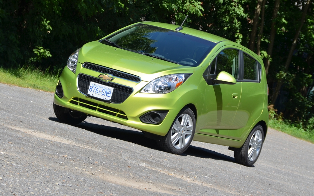 2013 Chevrolet Spark. Offered in eight colours, including Jalapeno green. Among the less ordinary colours, there’s lemonade yellow, denim blue, techno rose and salsa red.