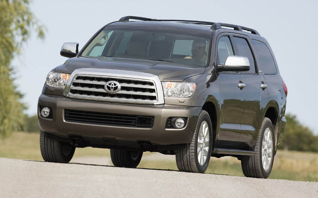 11231_2009_Toyota_Sequoia.jpg