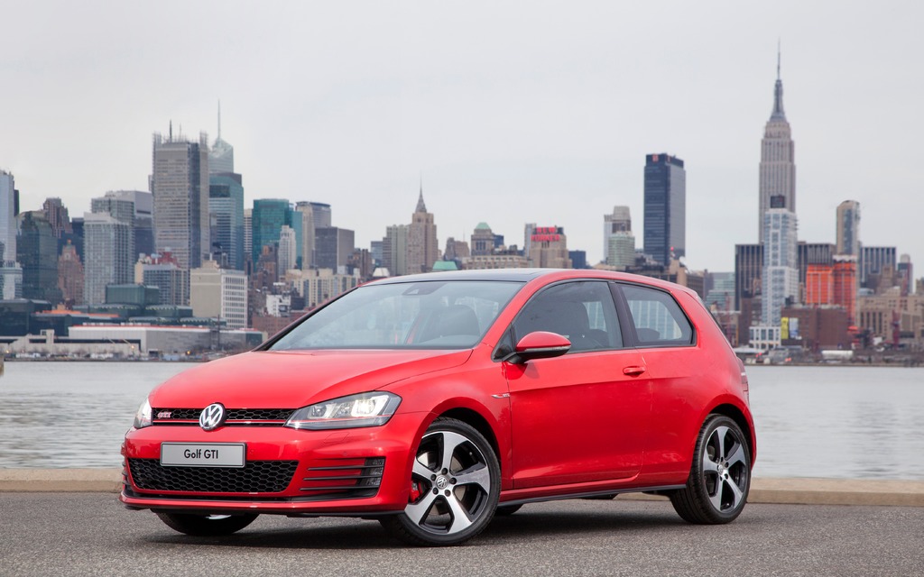 The 2015 Volkswagen Golf in GTI trim.