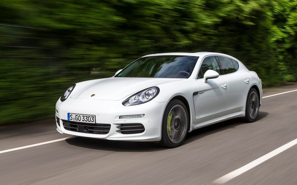 E-Hybride ou pas, la tenue de route de la Panamera est à la hauteur de la réputation de la marque.
