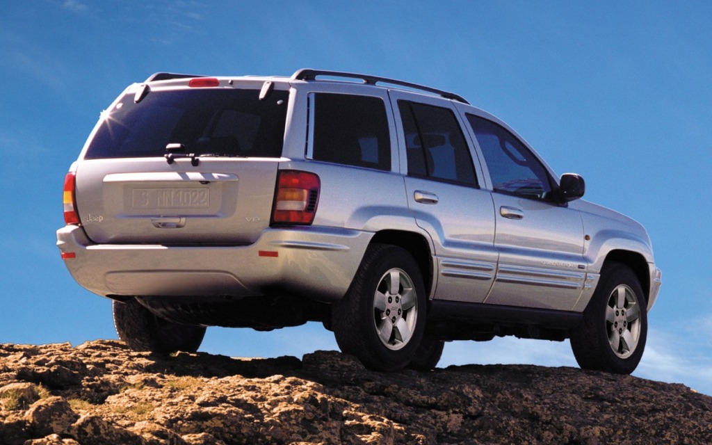 Car safety jeep liberty #4