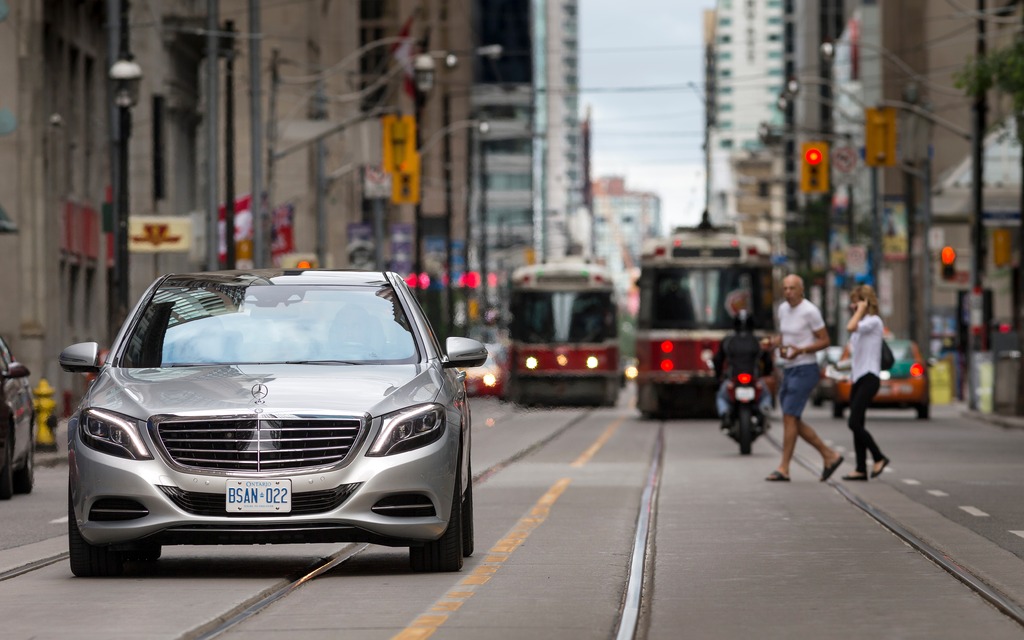Mercedes benz dealership downtown toronto #3