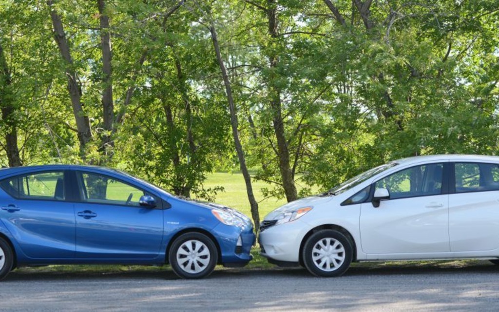 Nissan versa vs prius