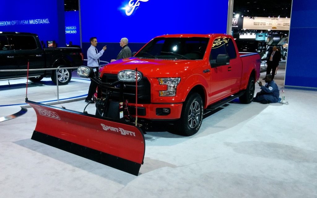2015 Ford F-150 Equipped With a Snow Plow - The Car Guide