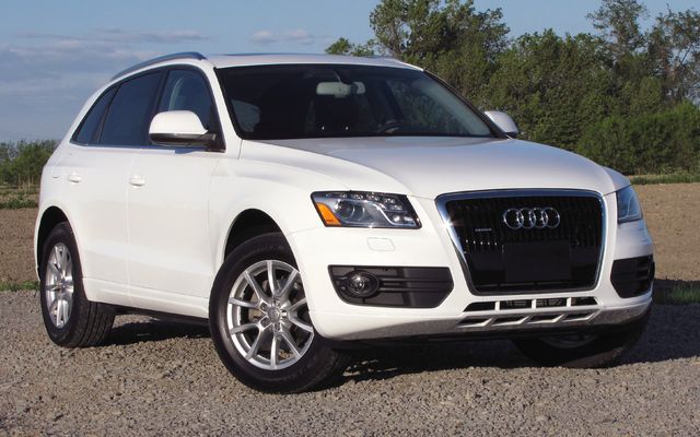 Wallpapers For Q5. 2010 Audi Q5 Pictures
