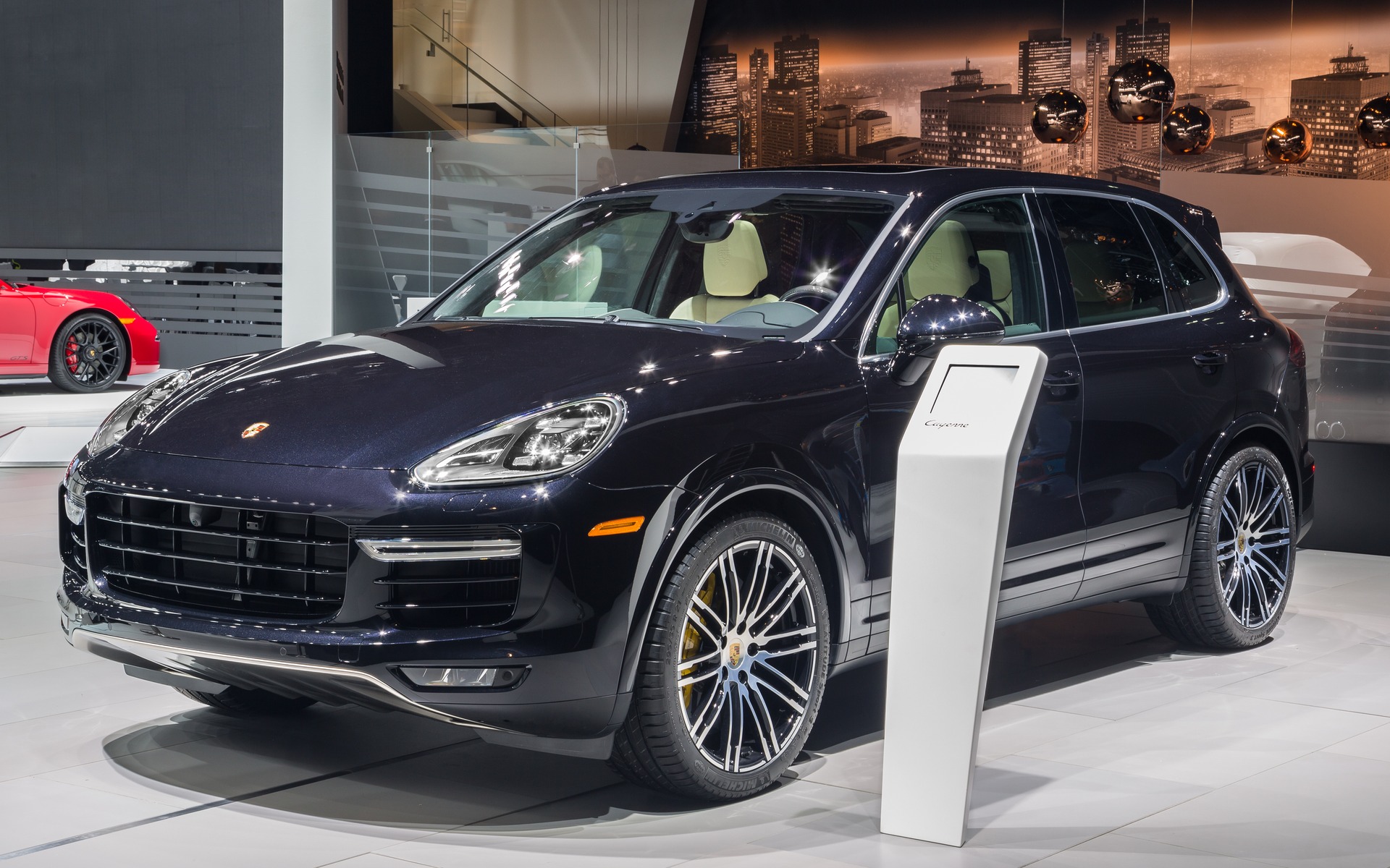2016 Porsche Cayenne Pricing - For Sale | Edmunds