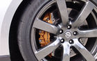 Les freins Brembo &agrave; six pistons &agrave; l avant et &agrave; quatre &agrave; l arri&egrave;re sont extr&ecirc;mement performants