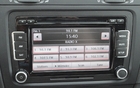 La radio &agrave; &eacute;cran tactile demande une certaine adaptation.
