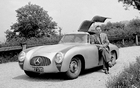 L'ing&eacute;nieur et pilote exceptionnel Rudolf Uhlenhaut avec la W 194