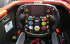 Volant Ferrari pour réglages par le pilote