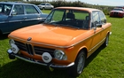 La BMW 2002 a &eacute;t&eacute; produite entre 1968 et 1976 sous diff&eacute;rentes variantes.