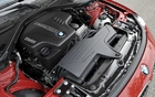 Le moteur de la 328i: 4 cylindres de 2,0 litres turbocompressé - 240 chevaux et 260 livres-pied de couple