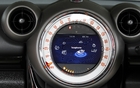 MINI Countryman S All4 2012. « Mickey dans MINI, ah ah! » rigole Josée.