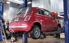 La petite Fiat 500 passe à l'inspection mécanique. Qu'allons-nous découvrir?