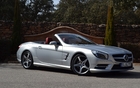 La Mercedes-Benz SL profite pour 2012 d’un tout nouveau châssis conçu entièrement en aluminium 