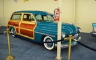 Superbe, ce Mercury Woody Wagon 1949. Le V8 de 255 p.c. a été modifié. Prix demandé: 175 000$