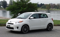 Scion xD 2011