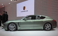Porsche Panamera S Hybrid 2012