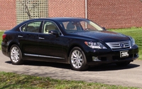 Our test drive of the 2011 Lexus LS600HL