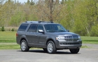 Lincoln Navigator: forget about driving by unnoticed!