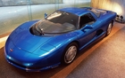 Chevrolet Corvette CERV III Concept 1990. Activé par un V8 de 5,7 litres double turbo de 650 chevaux et 655 livres-pied de couple, ce concept n'est pas sans rappeler la Jaguar XJ220. CERV veut dire (Chevrolet - ou Corvette - Expermiental Reseach Vehicle)