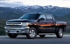 2 Chevrolet Silverado/GMC Sierra à traction intégrale – 24,3 L/100 km: ils sont propulsés par un moteur V8 de 6,2 litres qui développe une puissance de 403 chevaux.
