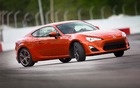 Afin de reconquérir le marché des jeunes, Toyota a introduit  la marque Scion